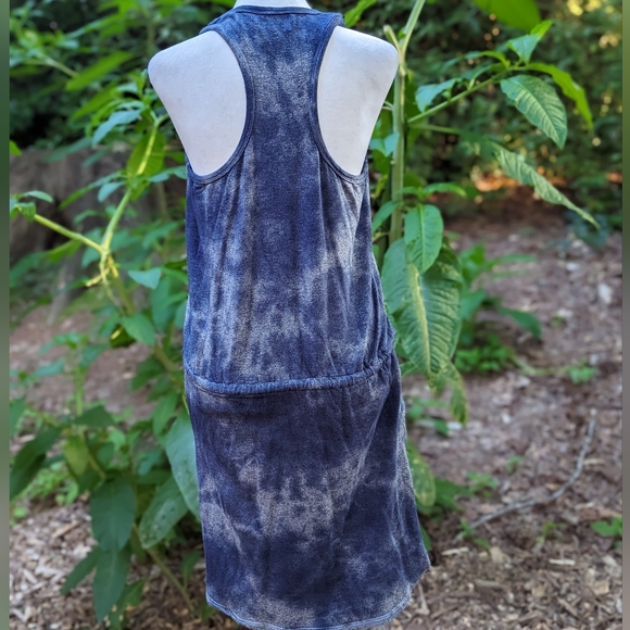 Sundry Evereve Tie Dye Racerback Tank Dress Size Small Gray Blue New - Picture 5 of 12